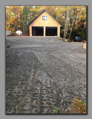 driveway/landscape